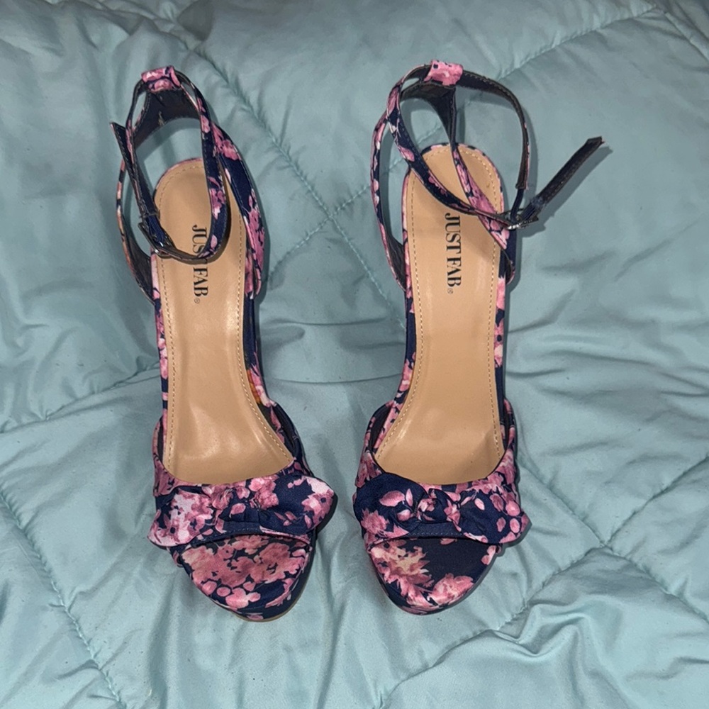 JustFab Women's Pink Floral Heels